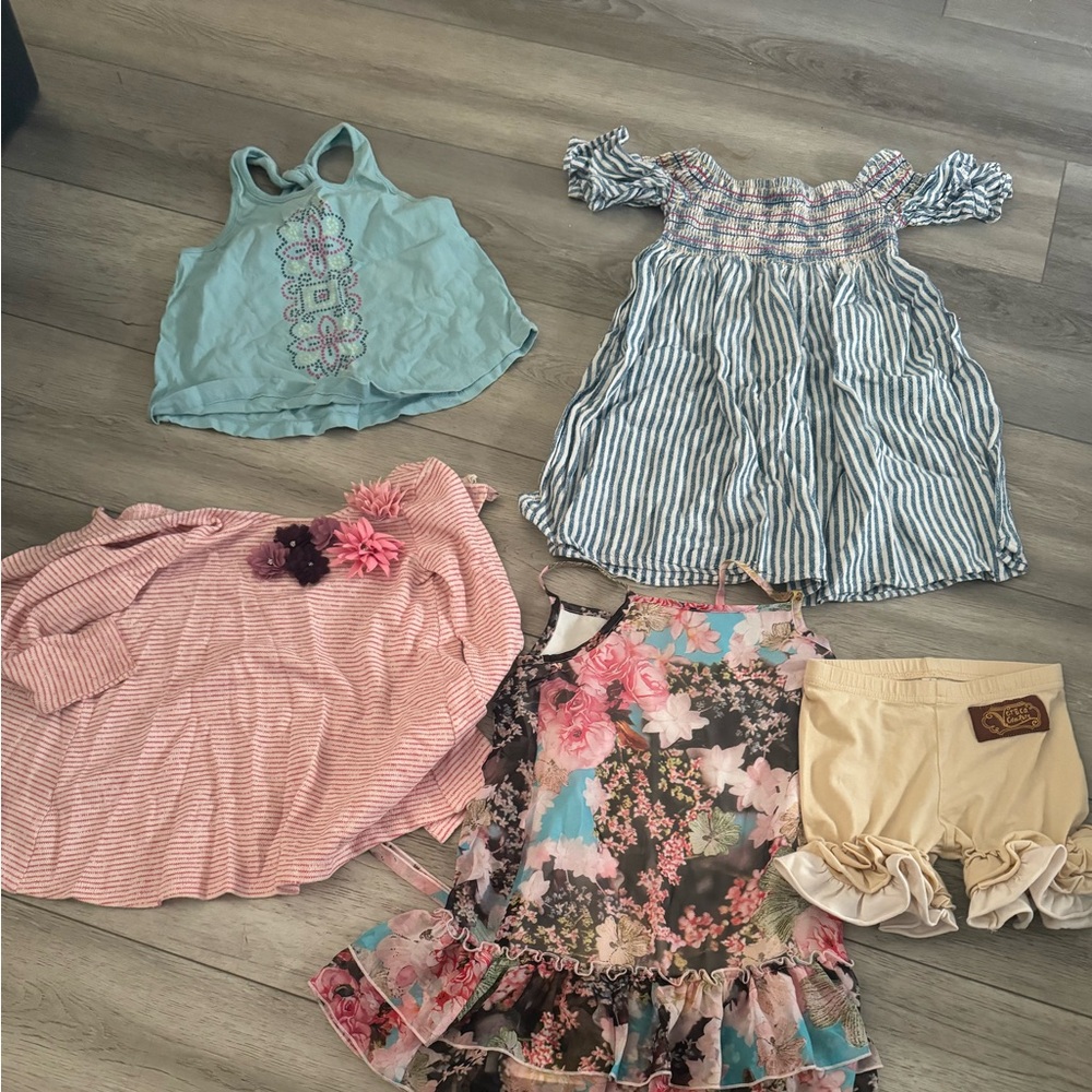 Hanna banana. Tea. Brands size 4/5